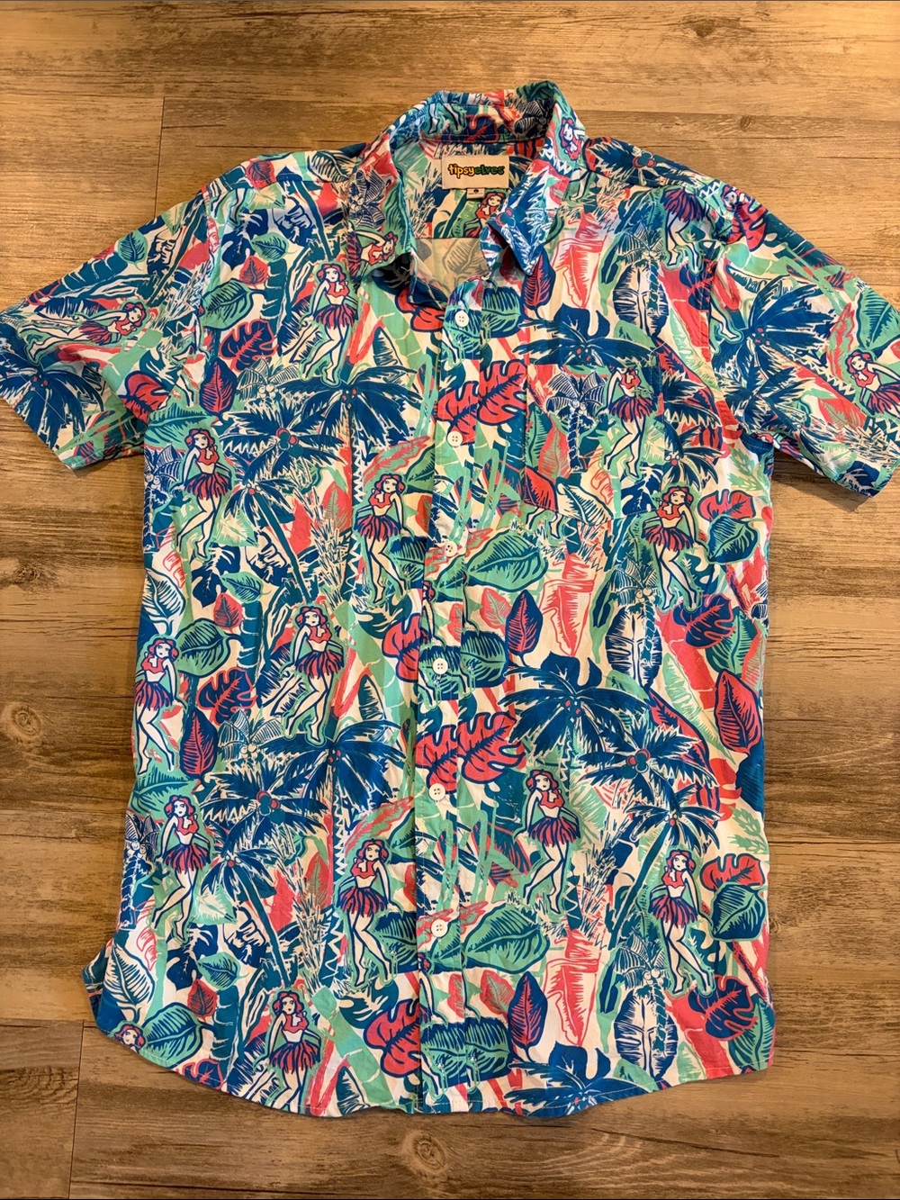 Tipsy Elves Multicolor Tropical Print Short-Sleeve Button-Up Shirt